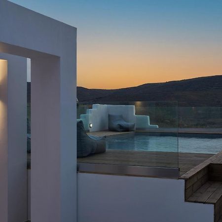The Thermia Suites Kythnos Ngoại thất bức ảnh