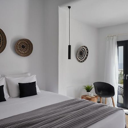 The Thermia Suites Kythnos Ngoại thất bức ảnh