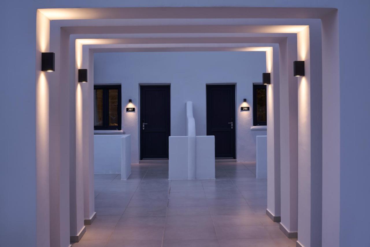 The Thermia Suites Kythnos Ngoại thất bức ảnh