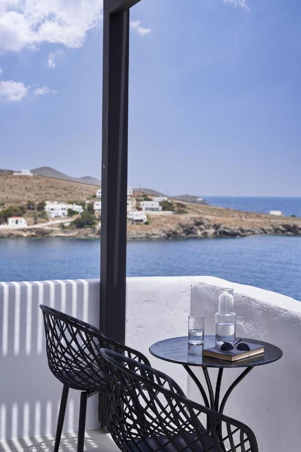 The Thermia Suites Kythnos Ngoại thất bức ảnh